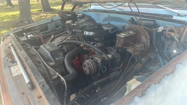 GMC Sierra C/K1500 Vehicle Full-screen Gallery Image 04