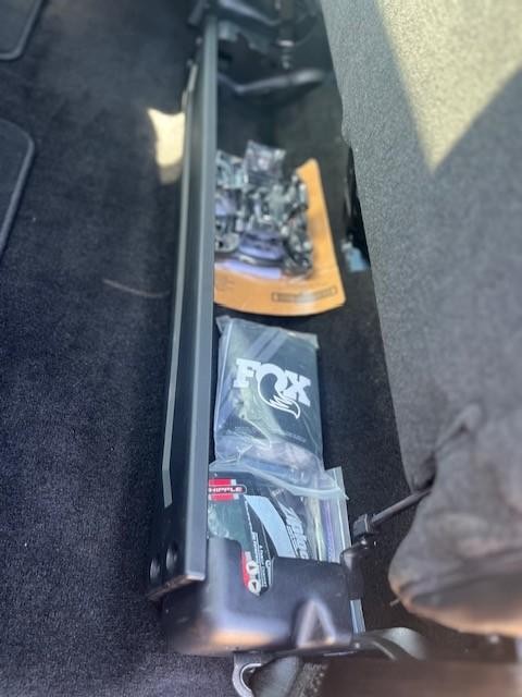 Ford F-150 Vehicle Full-screen Gallery Image 22