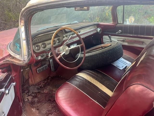 Pontiac Ventura Vehicle Full-screen Gallery Image 03