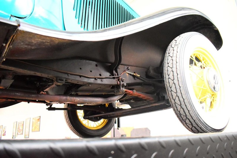 Plymouth Other Vehicle Full-screen Gallery Image 03