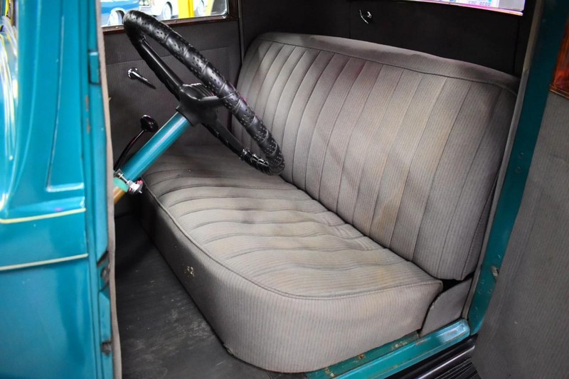 Plymouth Other Vehicle Full-screen Gallery Image 05