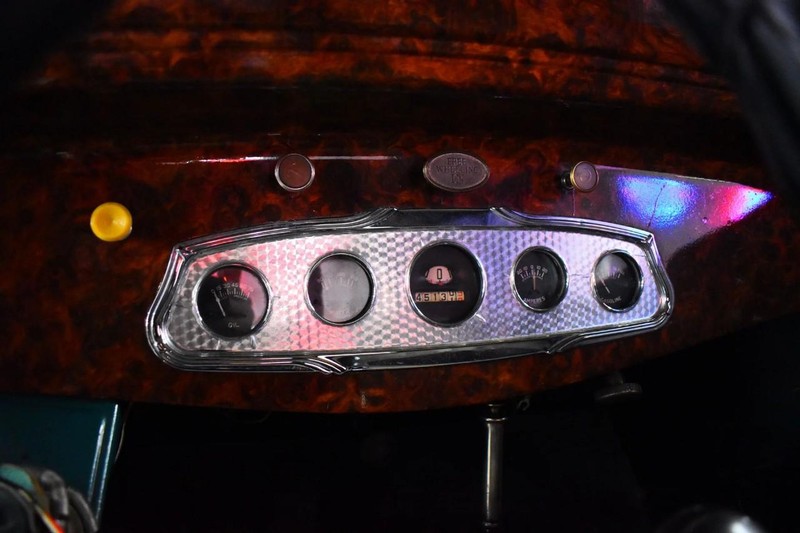 Plymouth Other Vehicle Full-screen Gallery Image 09