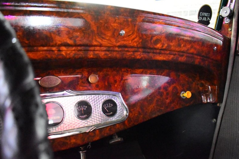 Plymouth Other Vehicle Full-screen Gallery Image 15