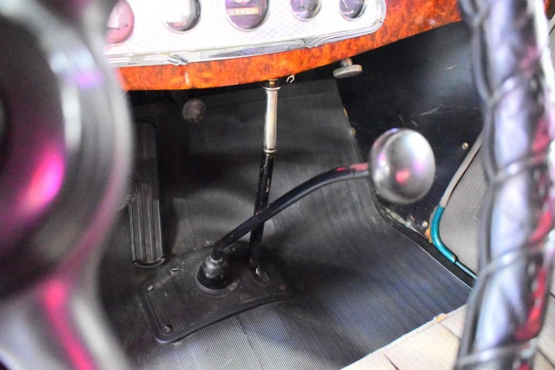 Plymouth Other Vehicle Full-screen Gallery Image 16