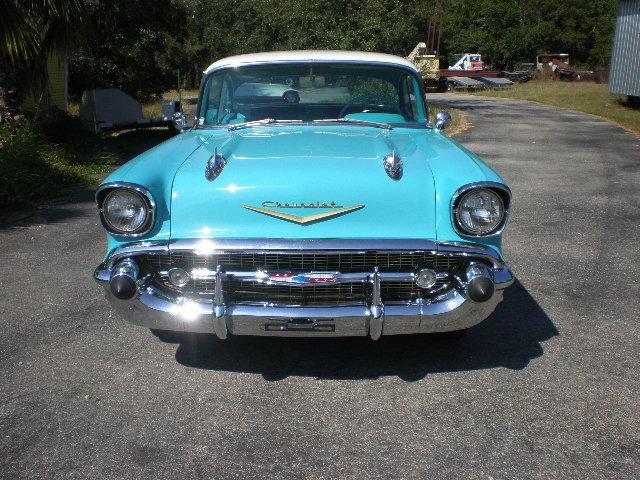 Chevrolet Belair 2DHT Sport Coupe Vehicle Full-screen Gallery Image 02