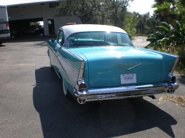 Chevrolet Belair 2DHT Sport Coupe Vehicle Full-screen Gallery Image 05