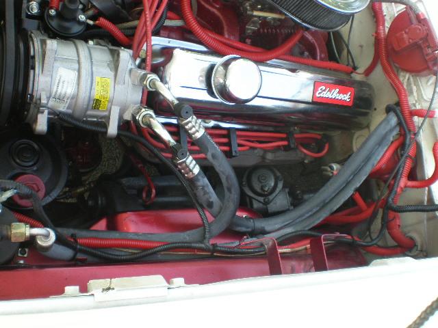 Ford Fairlane Vehicle Full-screen Gallery Image 04