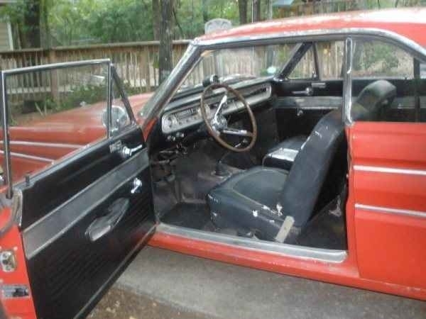 Ford Falcon Vehicle Full-screen Gallery Image 16