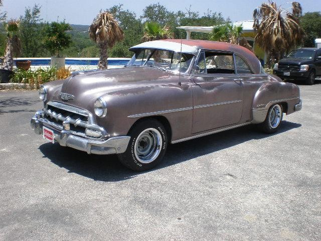 Chevrolet BelAir Deluxe 2Door Hardtop Vehicle Full-screen Gallery Image 03