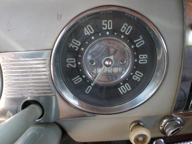 Chevrolet BelAir Deluxe 2Door Hardtop Vehicle Full-screen Gallery Image 07