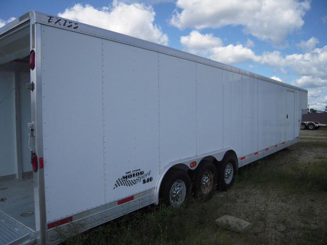 Exiss Featherlite 840 Motorsport Vehicle Full-screen Gallery Image 11