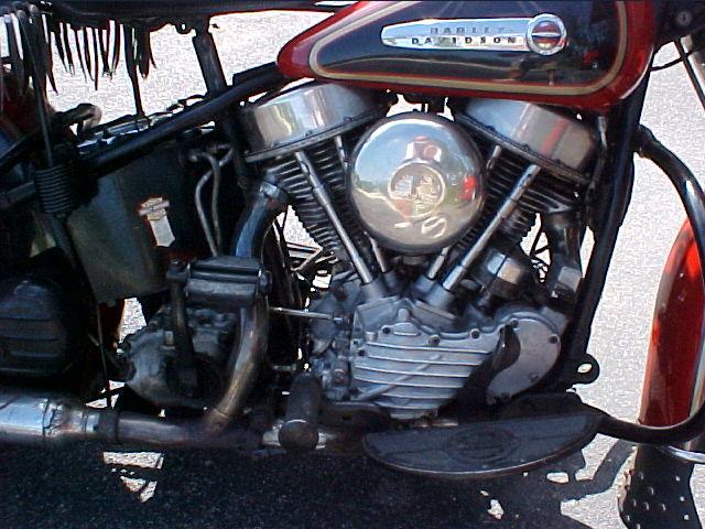 Harley-Davidson FL Hydra Glide Vehicle Full-screen Gallery Image 06