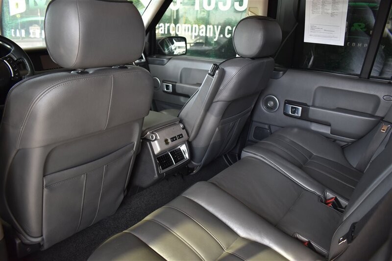 Land Rover Range Rover Vehicle Full-screen Gallery Image 42