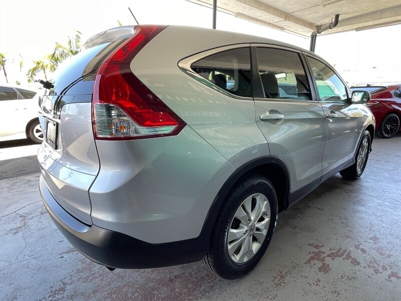 Honda CR-V Vehicle Full-screen Gallery Image 10