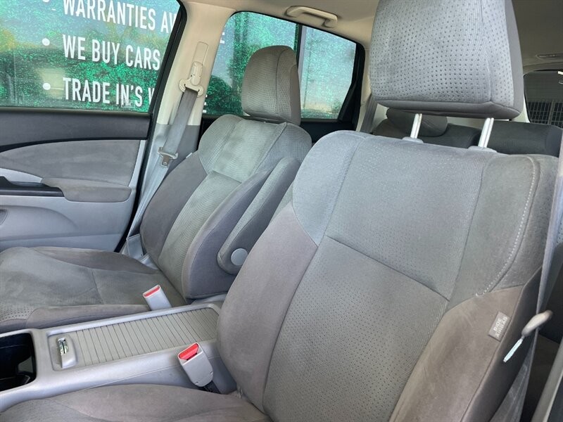 Honda CR-V Vehicle Full-screen Gallery Image 20