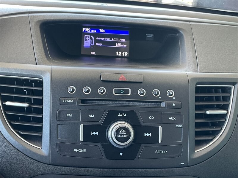 Honda CR-V Vehicle Full-screen Gallery Image 30