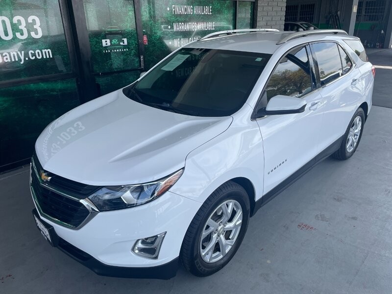 Chevrolet Equinox Vehicle Full-screen Gallery Image 02