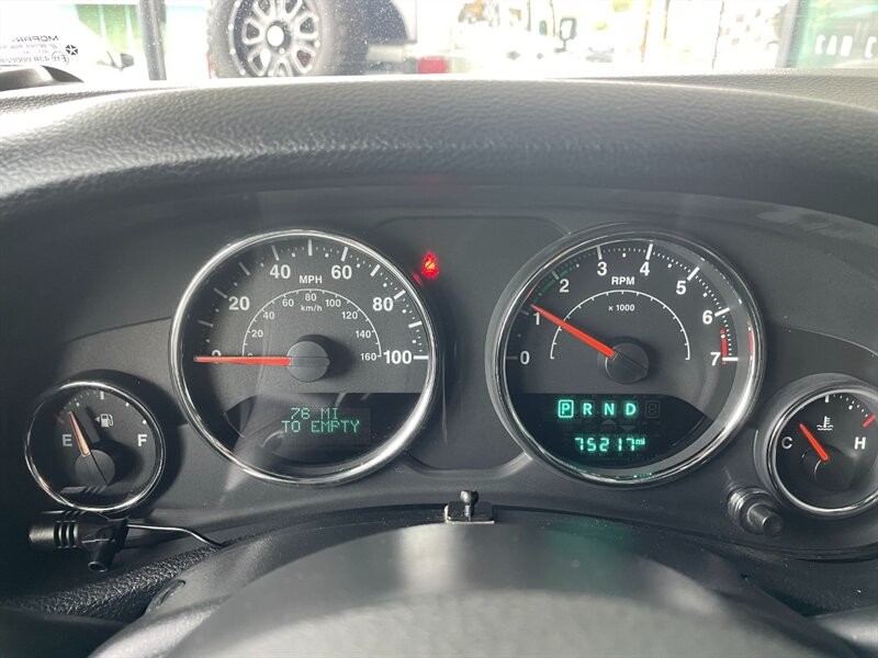 Jeep Wrangler Unlimited Vehicle Full-screen Gallery Image 27