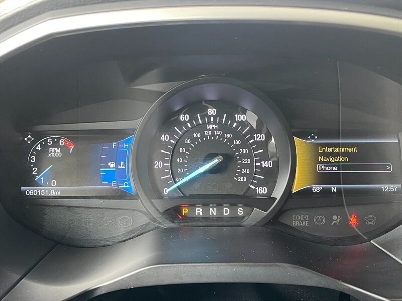 Ford Edge Vehicle Full-screen Gallery Image 30