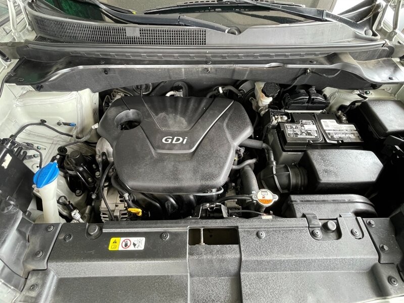 Kia Soul Vehicle Full-screen Gallery Image 32