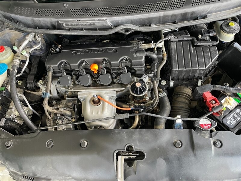 Honda Civic Sedan Vehicle Full-screen Gallery Image 30