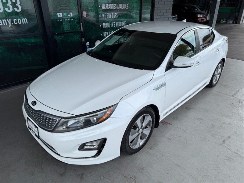 Kia Optima Hybrid Vehicle Full-screen Gallery Image 02