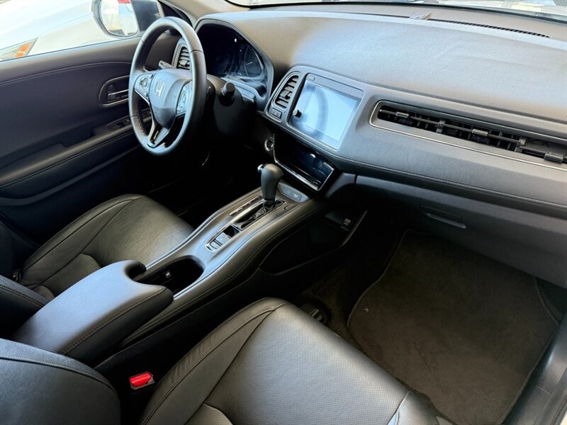 Honda HR-V Vehicle Full-screen Gallery Image 27