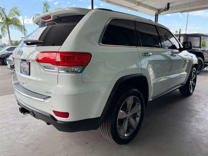 Jeep Grand Cherokee Vehicle Full-screen Gallery Image 10