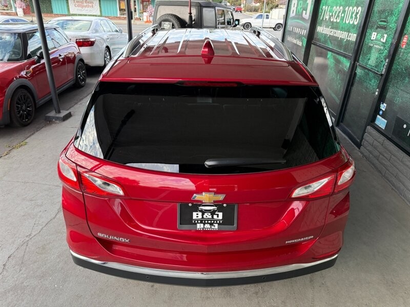 Chevrolet Equinox Vehicle Full-screen Gallery Image 15