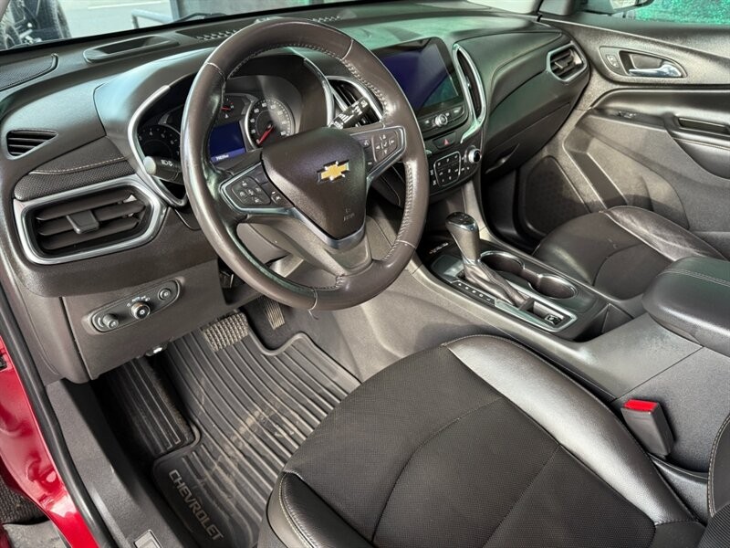 Chevrolet Equinox Vehicle Full-screen Gallery Image 16