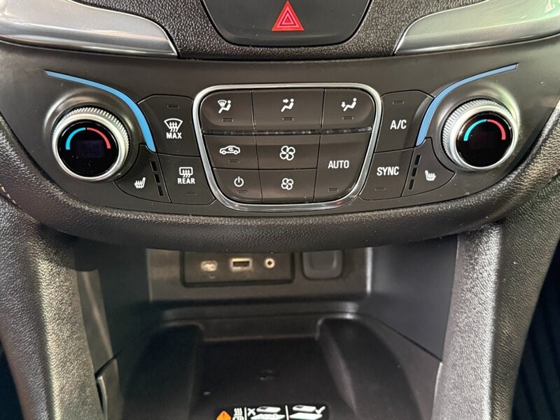 Chevrolet Equinox Vehicle Full-screen Gallery Image 35