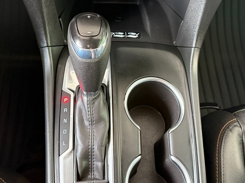 Chevrolet Equinox Vehicle Full-screen Gallery Image 36