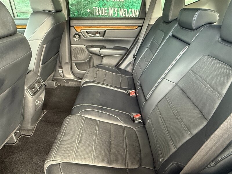 Honda CR-V Vehicle Full-screen Gallery Image 28