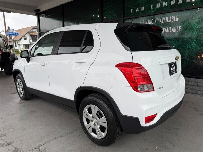 Chevrolet Trax Vehicle Full-screen Gallery Image 06