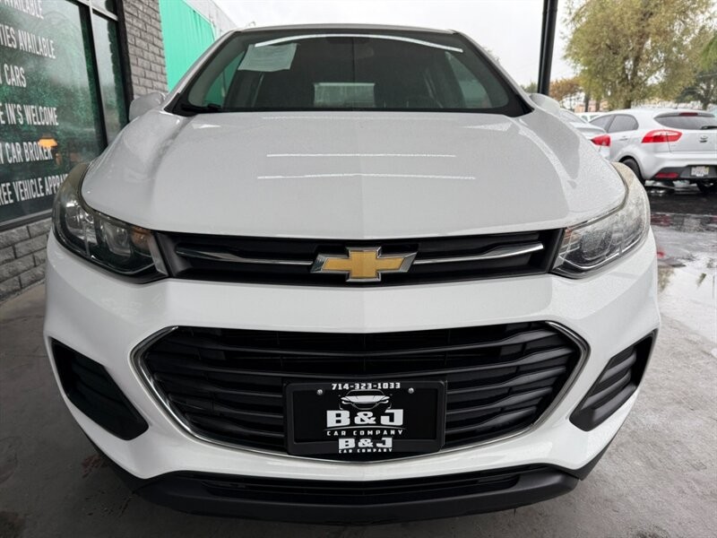 Chevrolet Trax Vehicle Full-screen Gallery Image 12