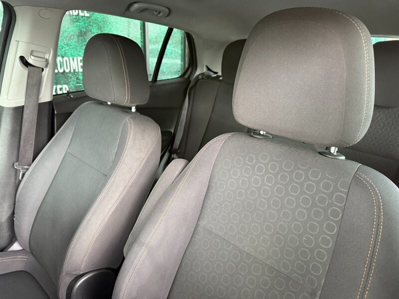 Chevrolet Trax Vehicle Full-screen Gallery Image 18