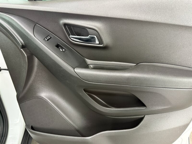 Chevrolet Trax Vehicle Full-screen Gallery Image 26