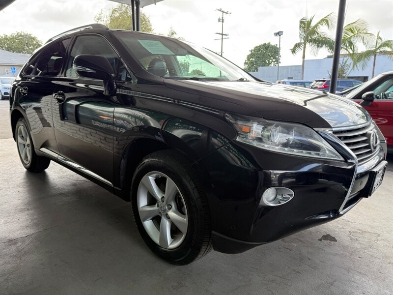Lexus RX 350 Vehicle Full-screen Gallery Image 08