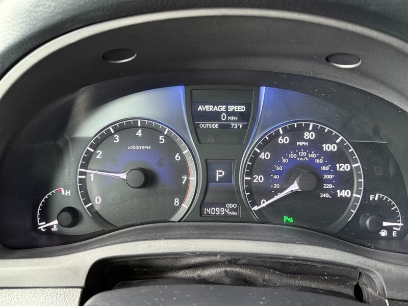 Lexus RX 350 Vehicle Full-screen Gallery Image 33