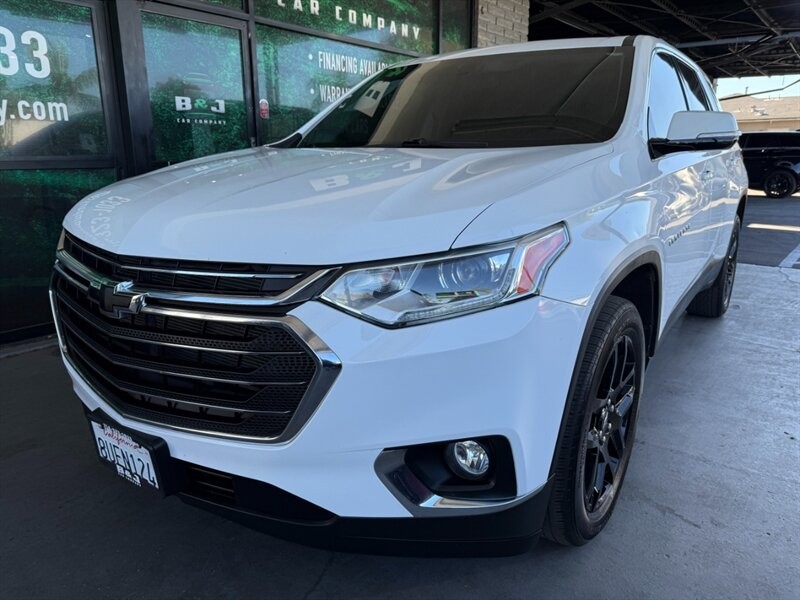 Chevrolet Traverse Vehicle Full-screen Gallery Image 03