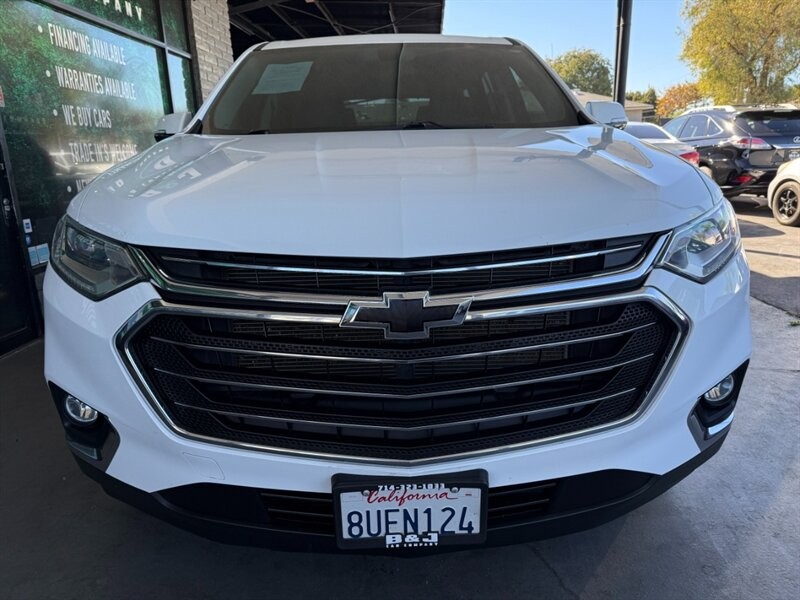 Chevrolet Traverse Vehicle Full-screen Gallery Image 12