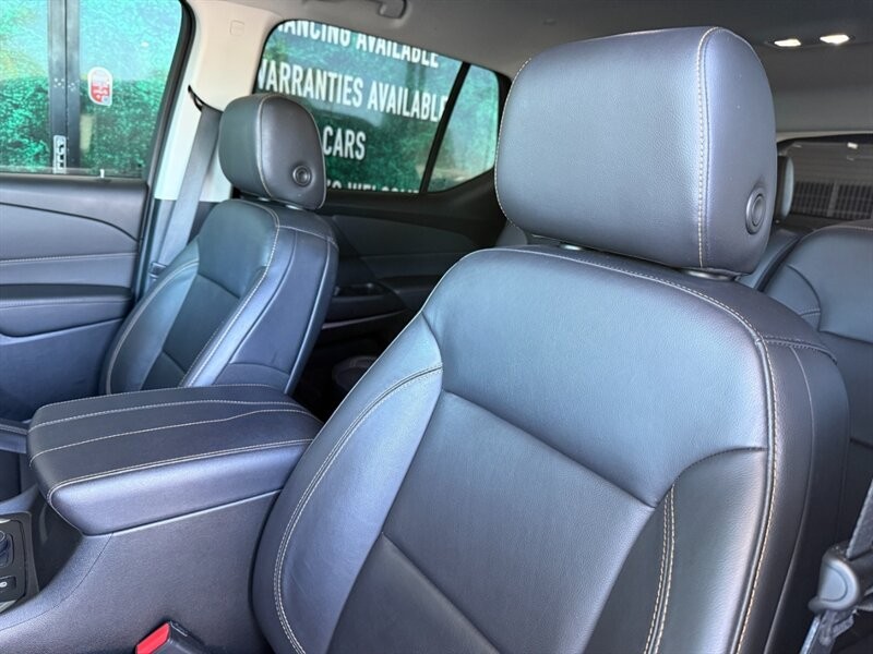 Chevrolet Traverse Vehicle Full-screen Gallery Image 18