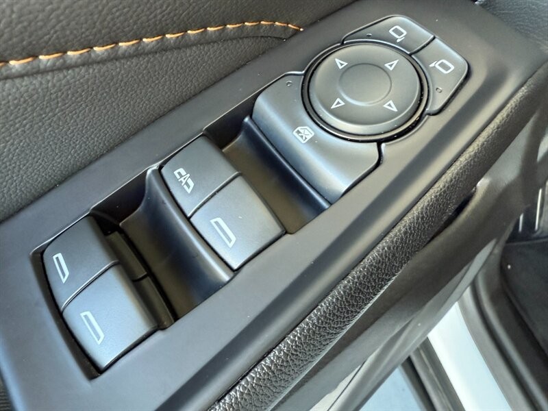 Chevrolet Traverse Vehicle Full-screen Gallery Image 24