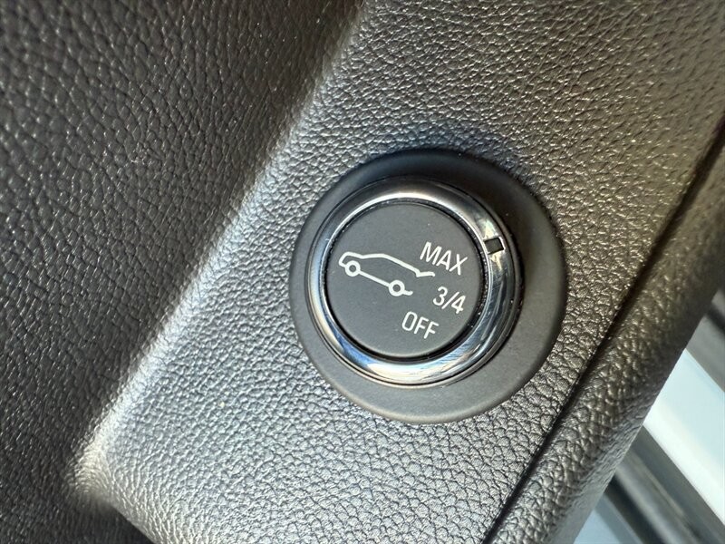 Chevrolet Traverse Vehicle Full-screen Gallery Image 25