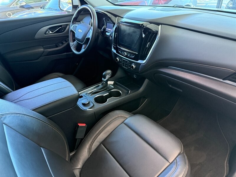 Chevrolet Traverse Vehicle Full-screen Gallery Image 29