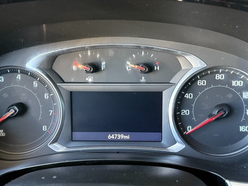 Chevrolet Traverse Vehicle Full-screen Gallery Image 32