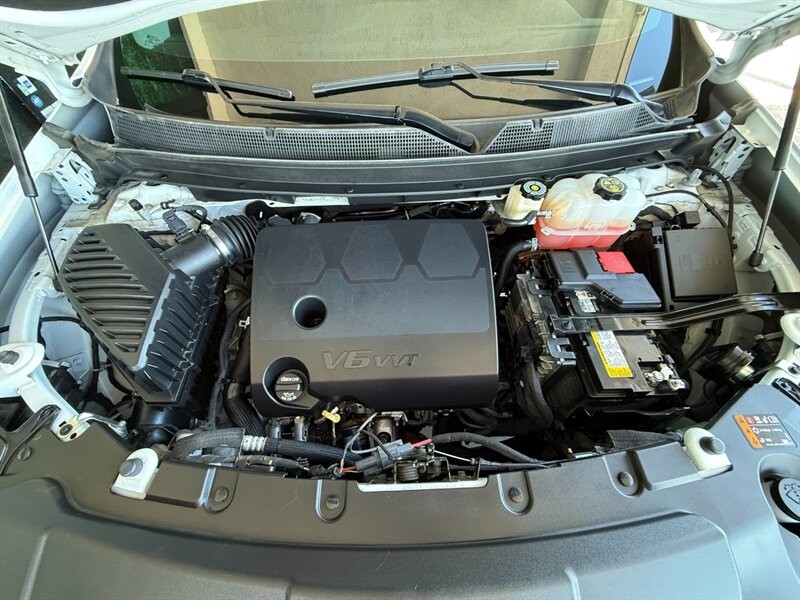 Chevrolet Traverse Vehicle Full-screen Gallery Image 42