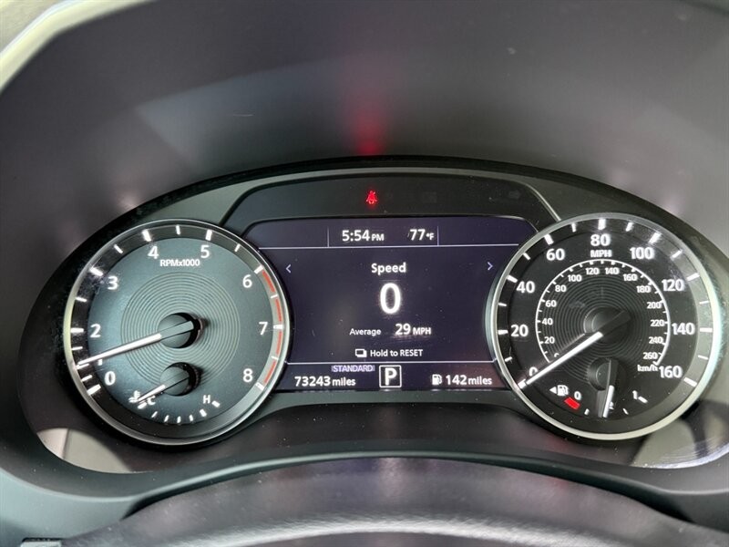 INFINITI QX50 Vehicle Full-screen Gallery Image 30