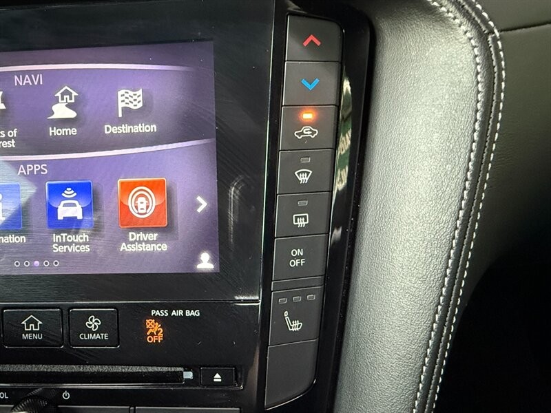 INFINITI QX50 Vehicle Full-screen Gallery Image 36