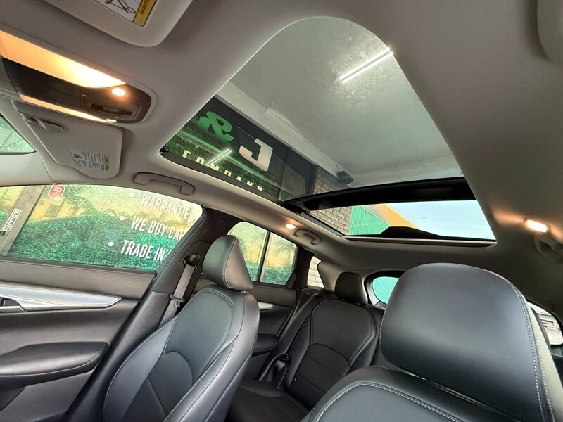 INFINITI QX50 Vehicle Full-screen Gallery Image 41